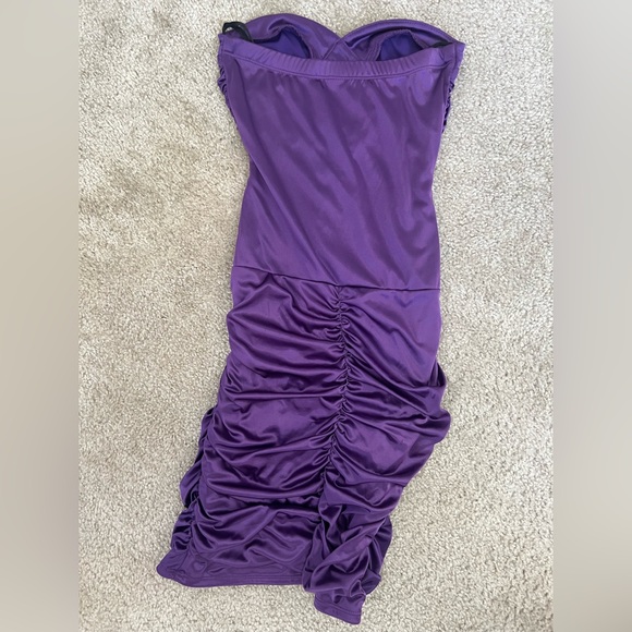 Ruby Rox Strapless Ruched Purple Dress - Picture 4 of 4